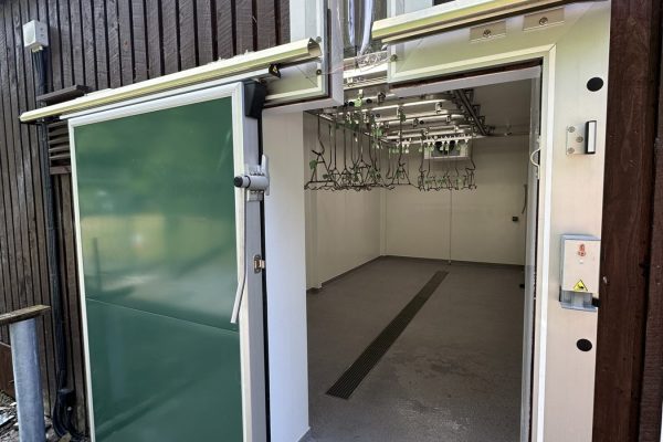 Outside of Glenbranter Larder looking in